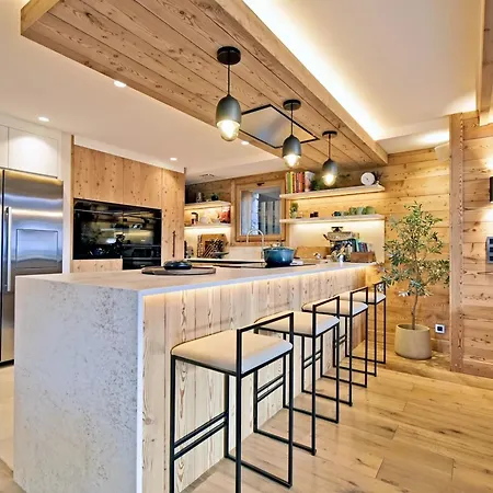 Chalet Luxueux Avec Piscine Interieure Et Sauna - 5 Chambres, 12 Pers., Proche Commerces Et Pistes - Fr-1-613b-44