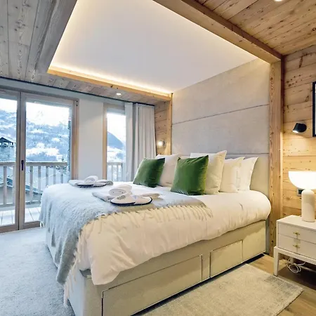 Luxueux Avec Piscine Interieure Et Sauna - 5 Chambres, 12 Pers., Proche Commerces Et Pistes - Fr-1-613b-44