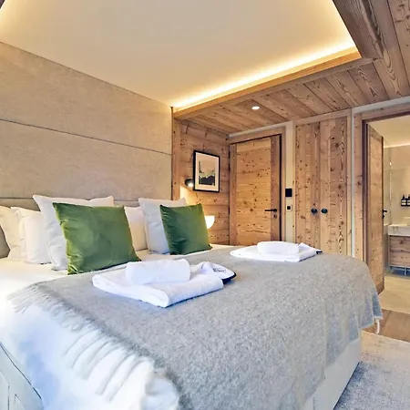 Chalet Luxueux Avec Piscine Interieure Et Sauna - 5 Chambres, 12 Pers., Proche Commerces Et Pistes - Fr-1-613b-44